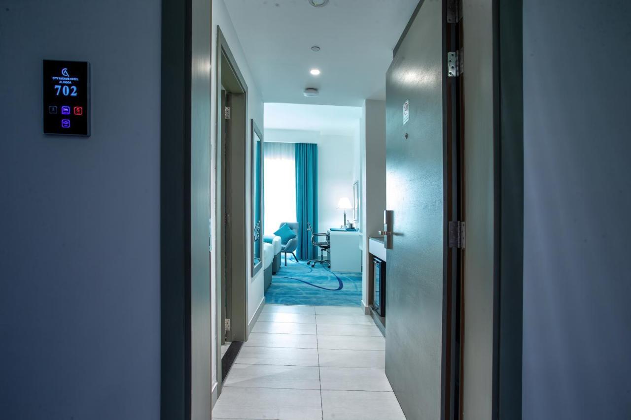 City Avenue Al Reqqa Hotel Dubai Bagian luar foto