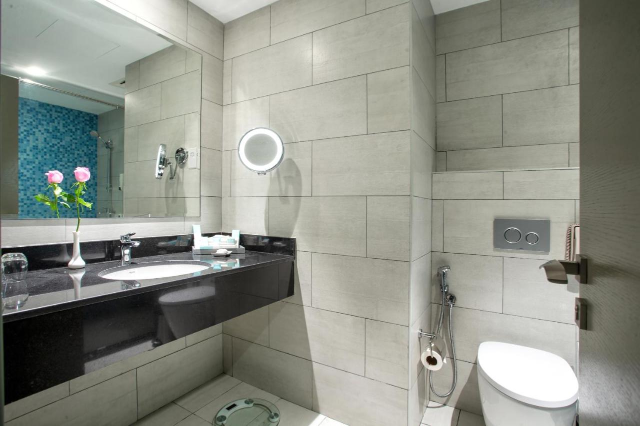 City Avenue Al Reqqa Hotel Dubai Bagian luar foto