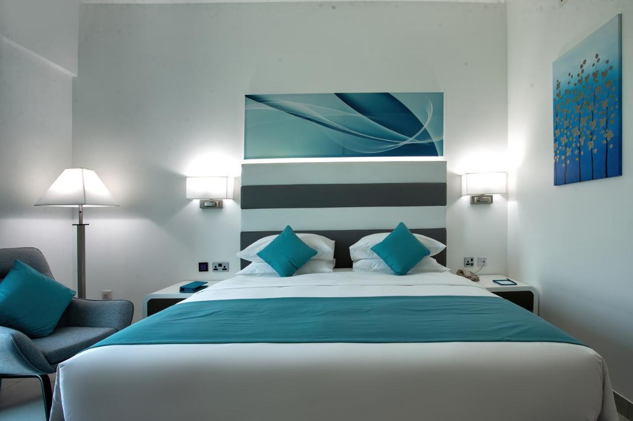 City Avenue Al Reqqa Hotel Dubai Bagian luar foto