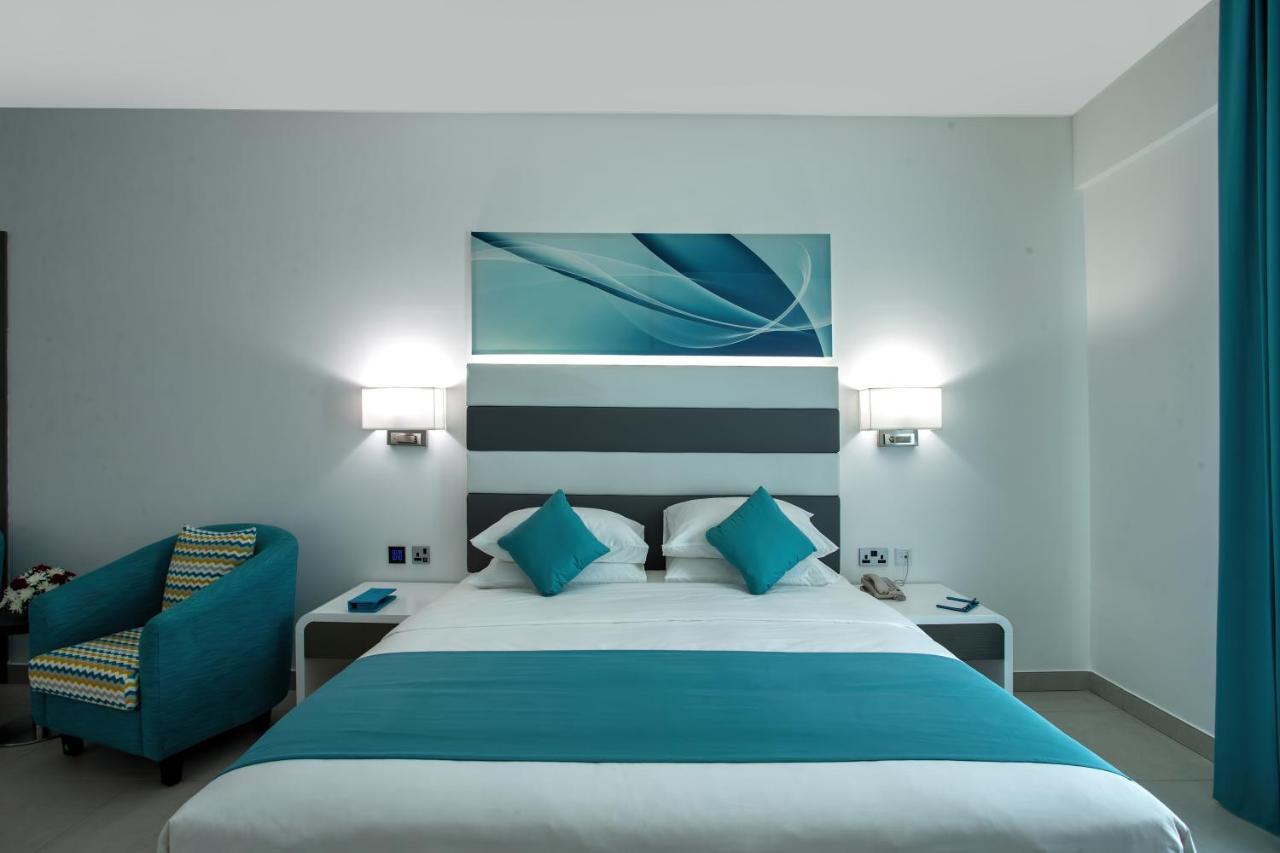 City Avenue Al Reqqa Hotel Dubai Bagian luar foto