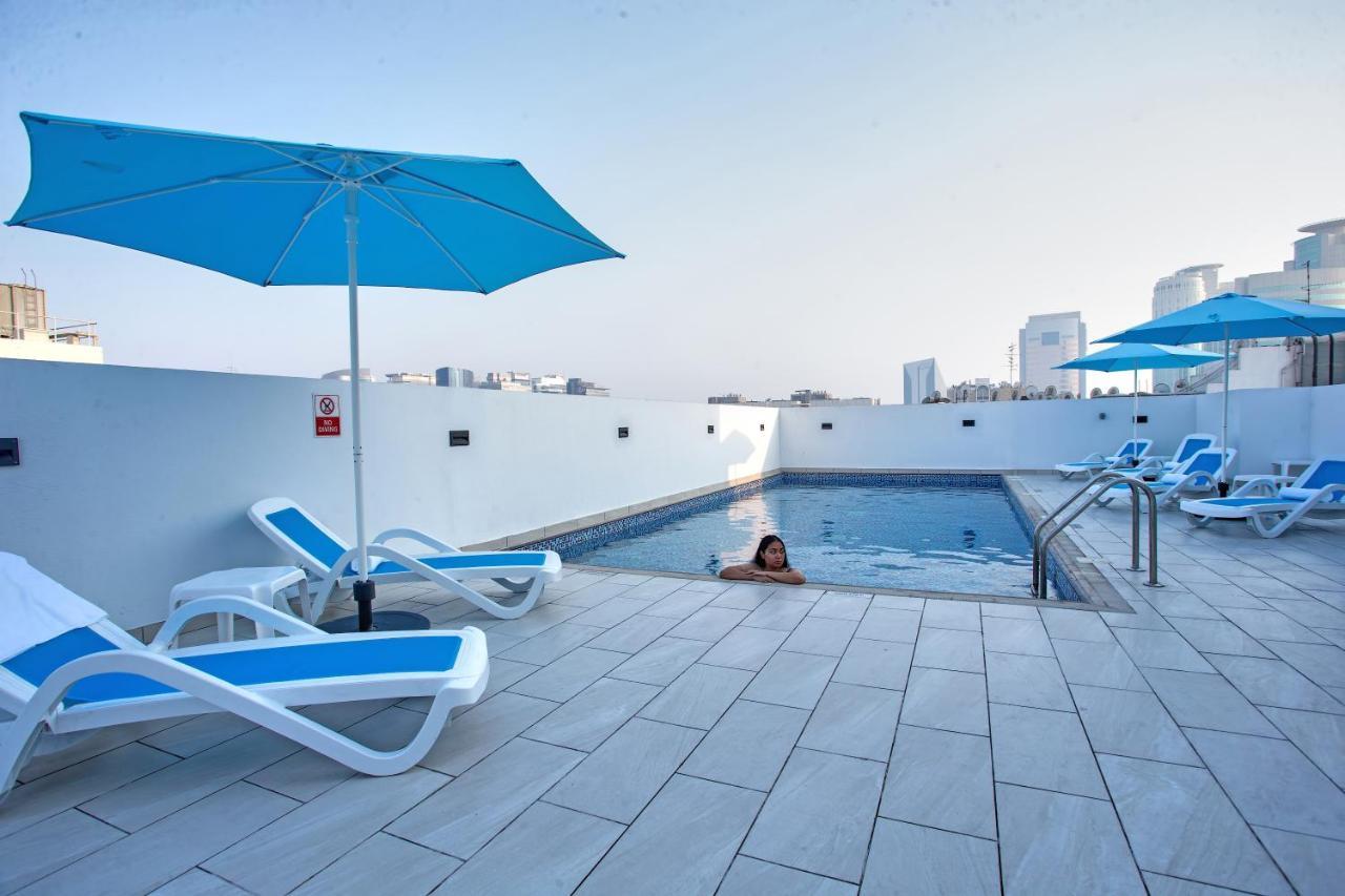 City Avenue Al Reqqa Hotel Dubai Bagian luar foto