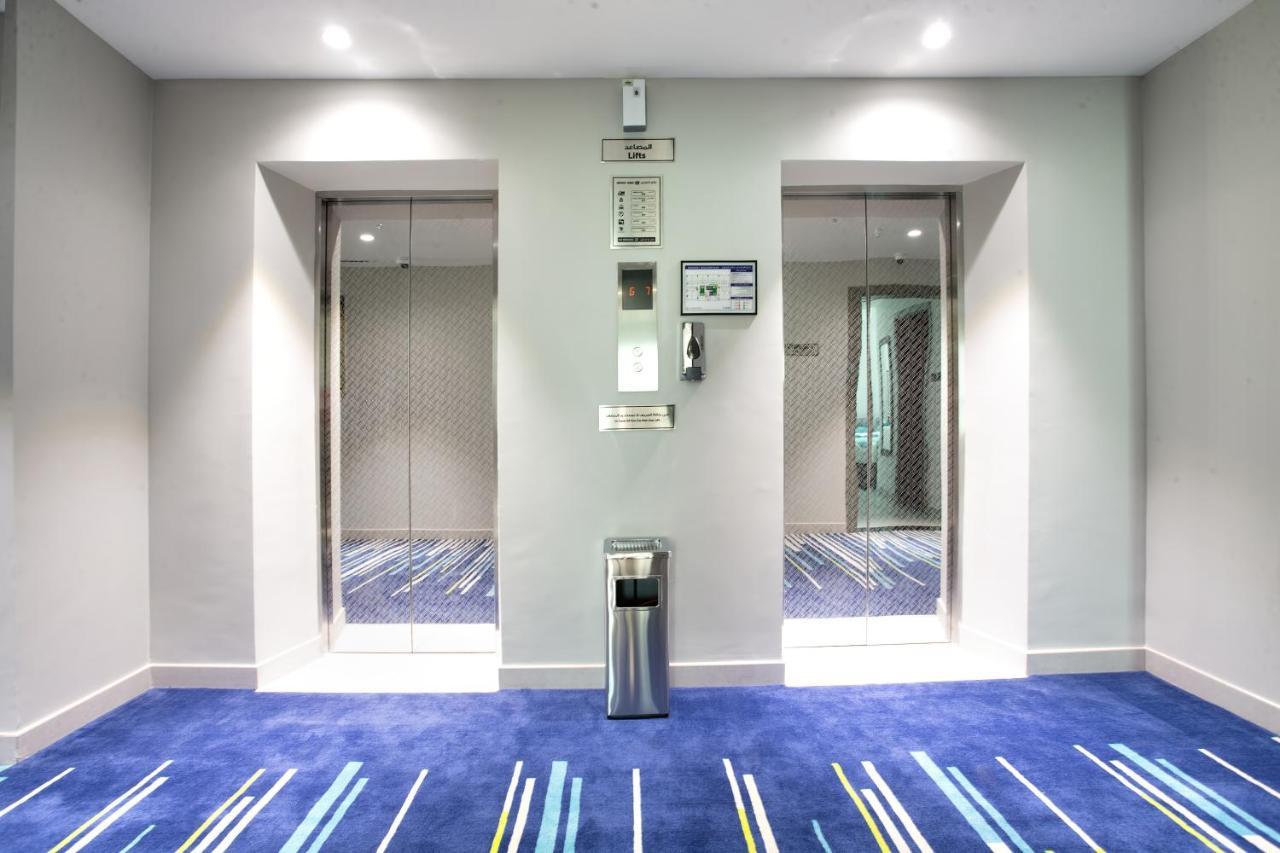 City Avenue Al Reqqa Hotel Dubai Bagian luar foto