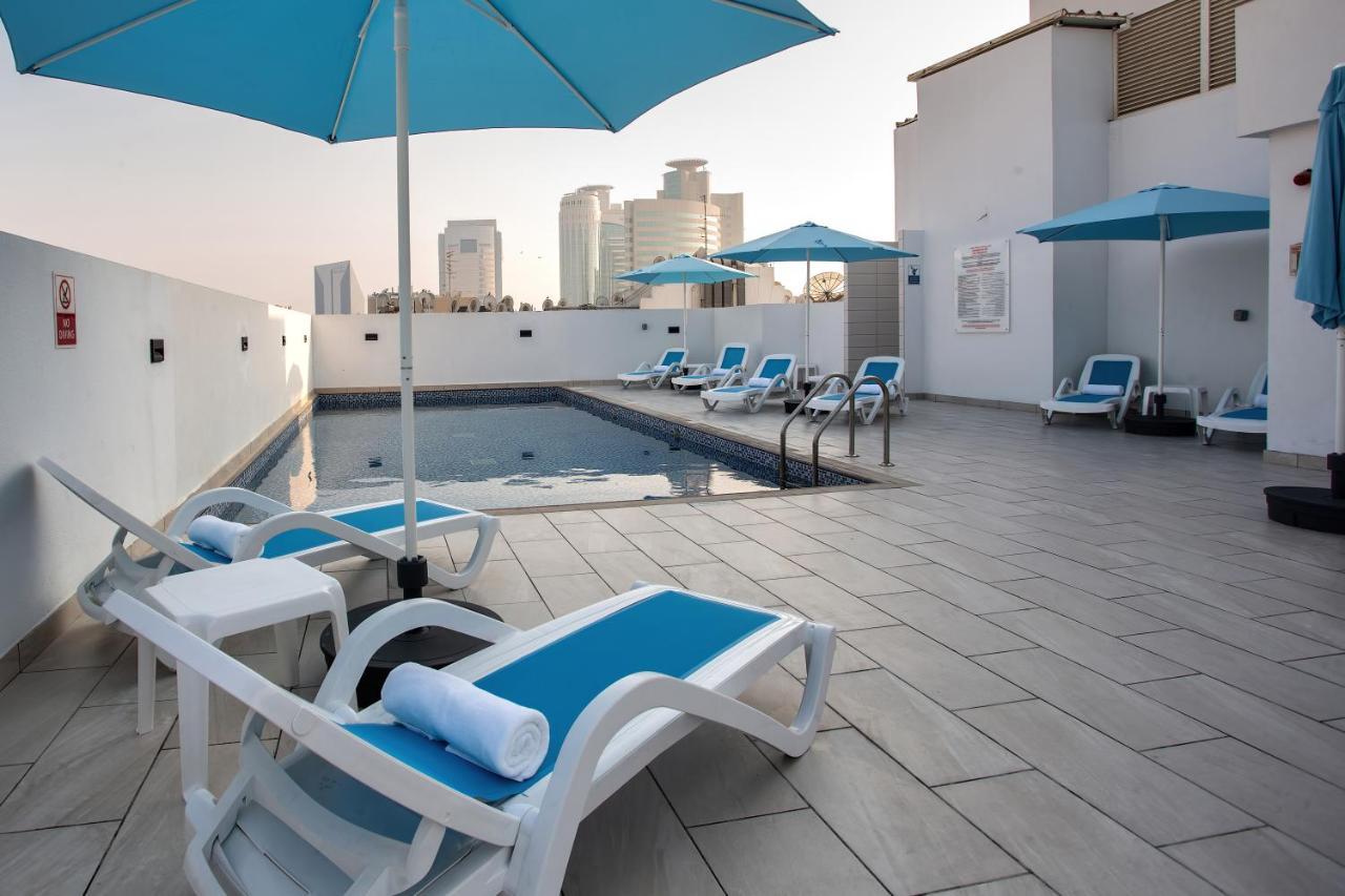 City Avenue Al Reqqa Hotel Dubai Bagian luar foto