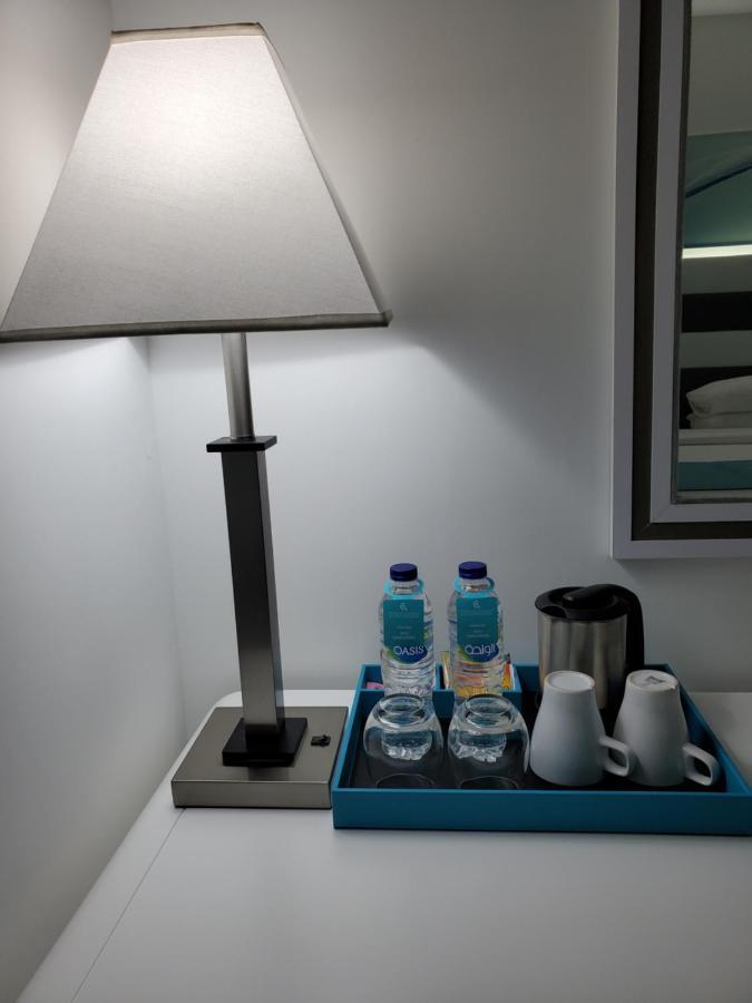 City Avenue Al Reqqa Hotel Dubai Bagian luar foto