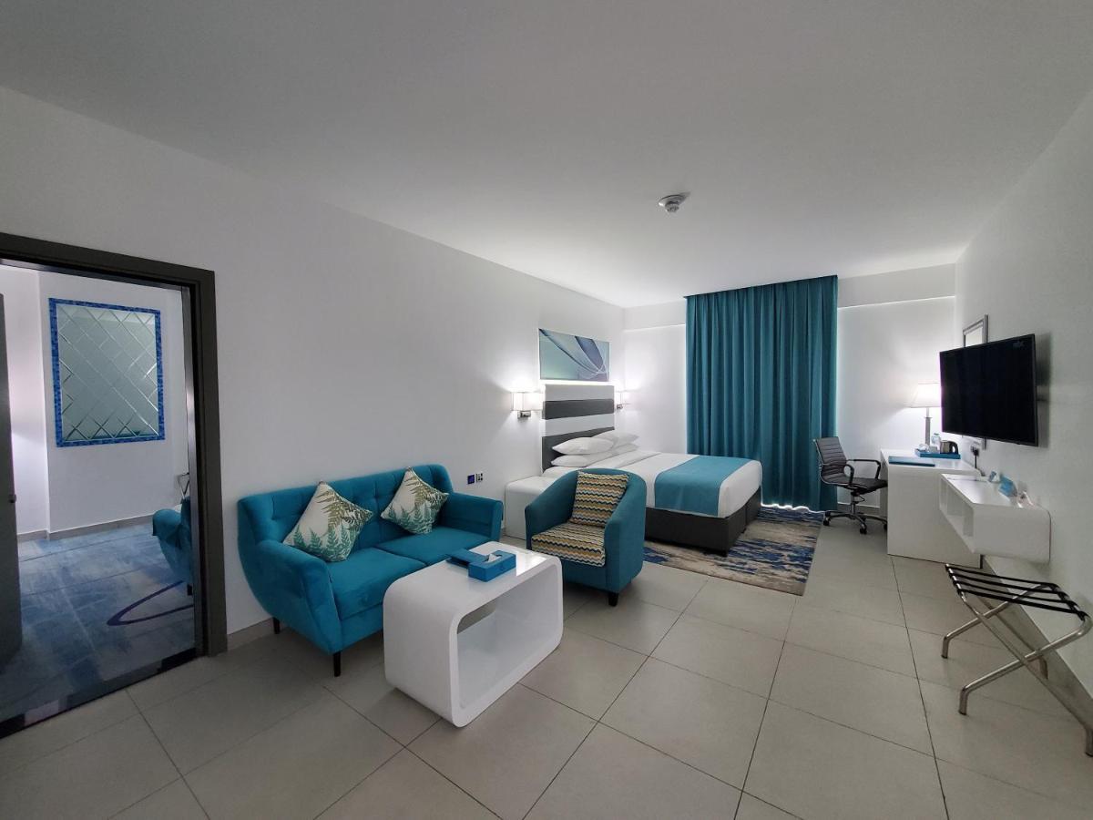City Avenue Al Reqqa Hotel Dubai Bagian luar foto