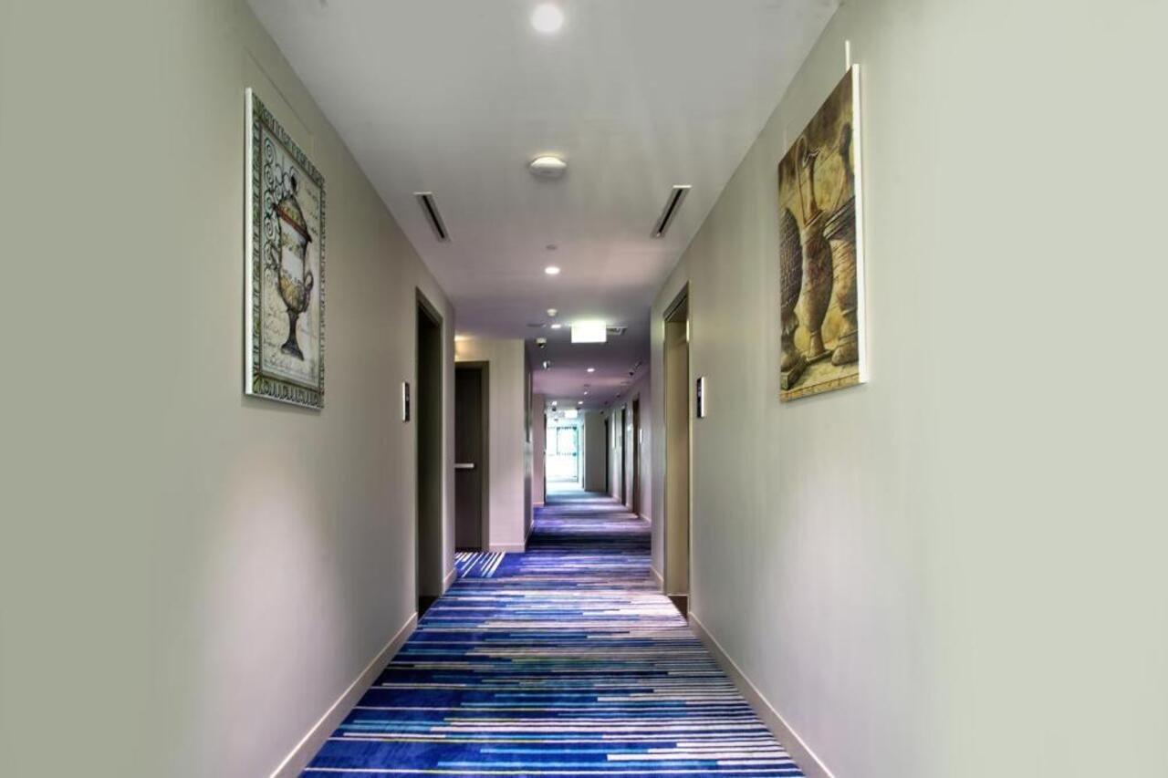 City Avenue Al Reqqa Hotel Dubai Bagian luar foto